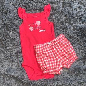 NWOT Carter’s Strawberry Baby Girl Set